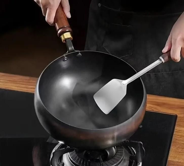 Non Stick Iron Pot